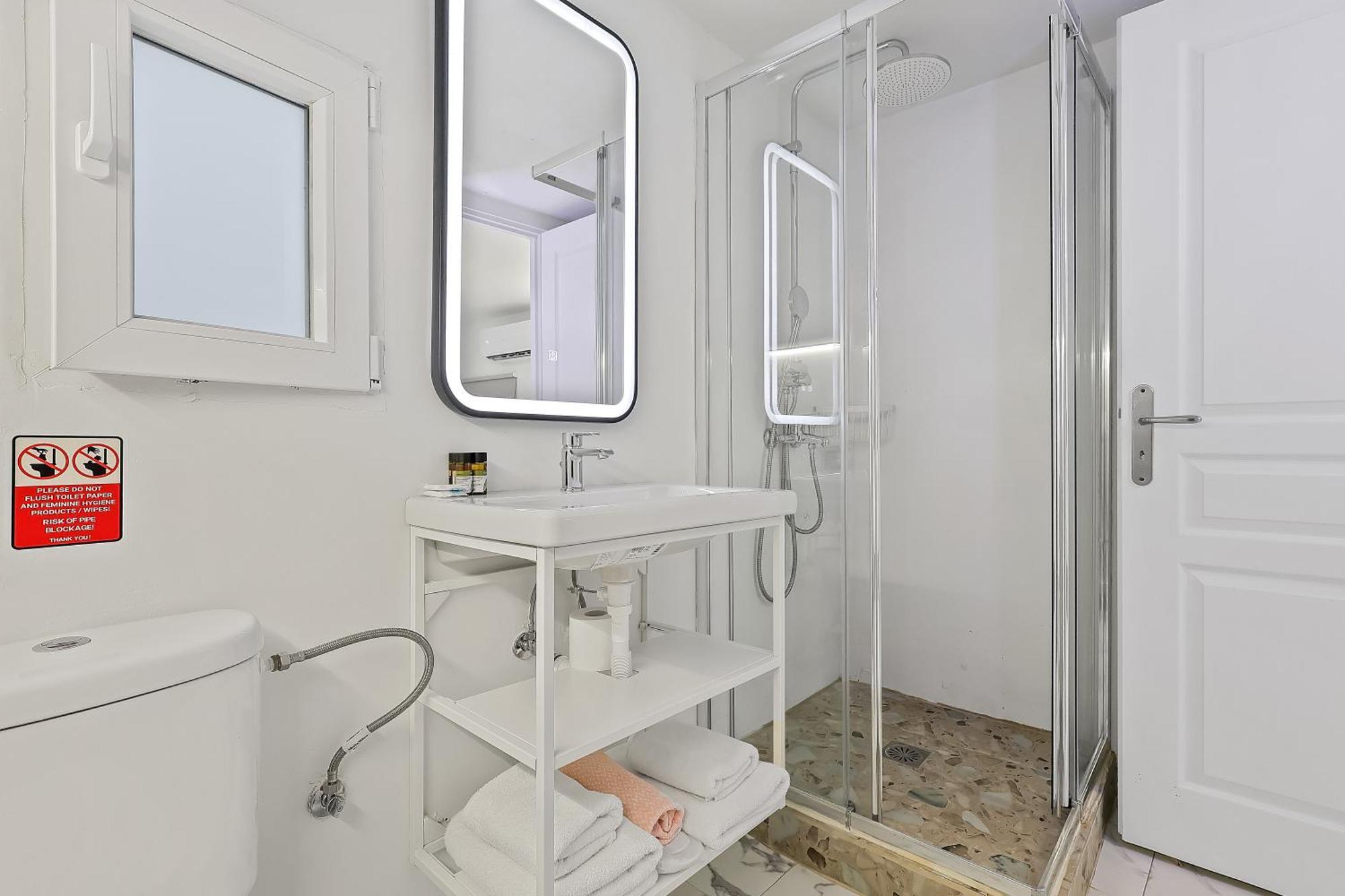 Your Cube Place At Ermou - Plaka Αθήνα Εξωτερικό φωτογραφία