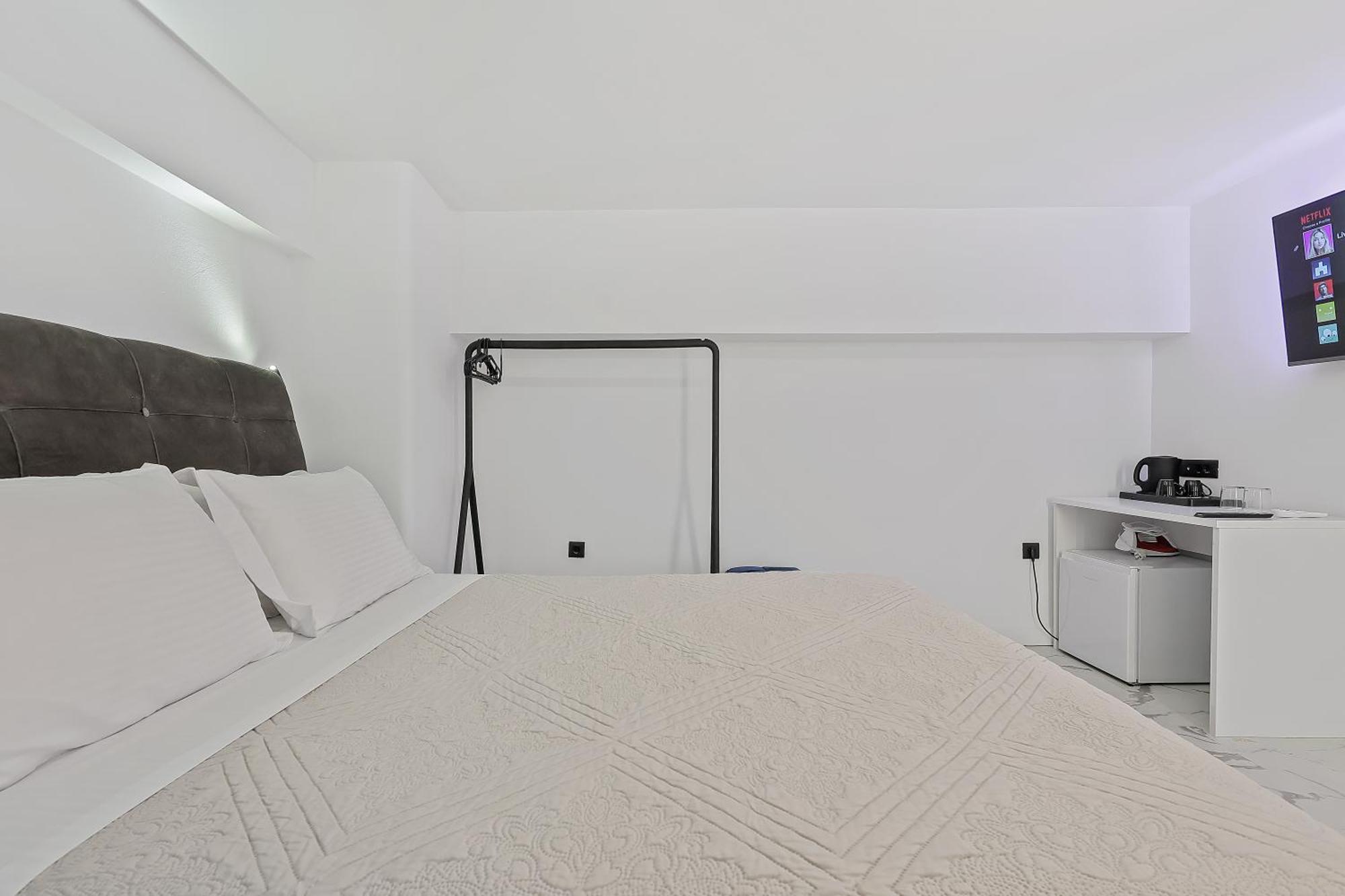 Your Cube Place At Ermou - Plaka Αθήνα Εξωτερικό φωτογραφία